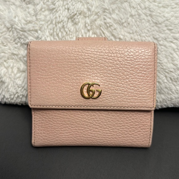 Authentic Gucci GG Marmont flap bi fold wallet light pink - Picture 2 of 10